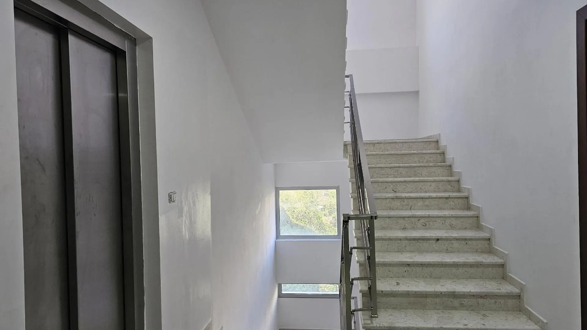 Saranda Terraces Apartments