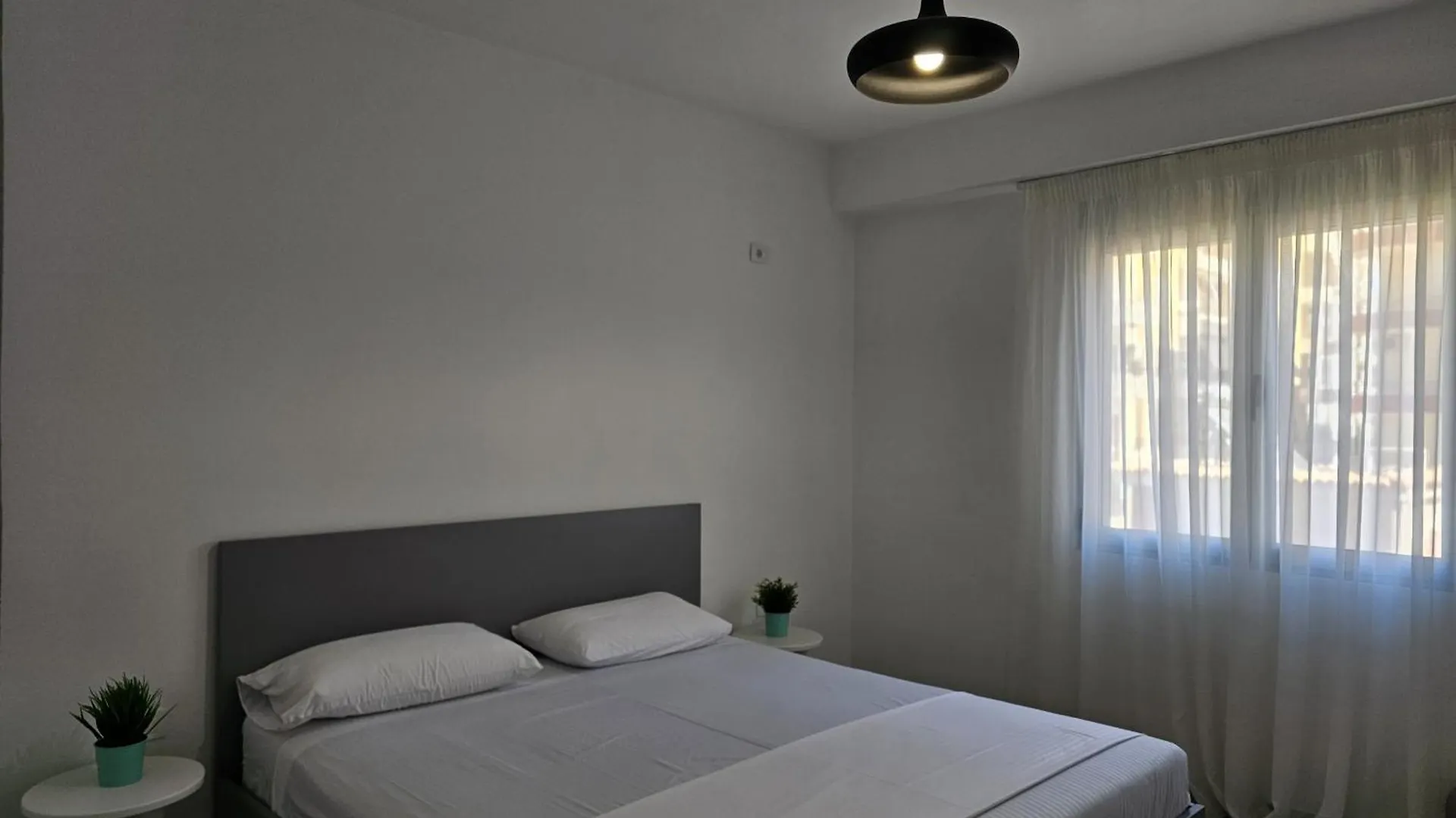 Saranda Terraces Apartments 0*, Sarande